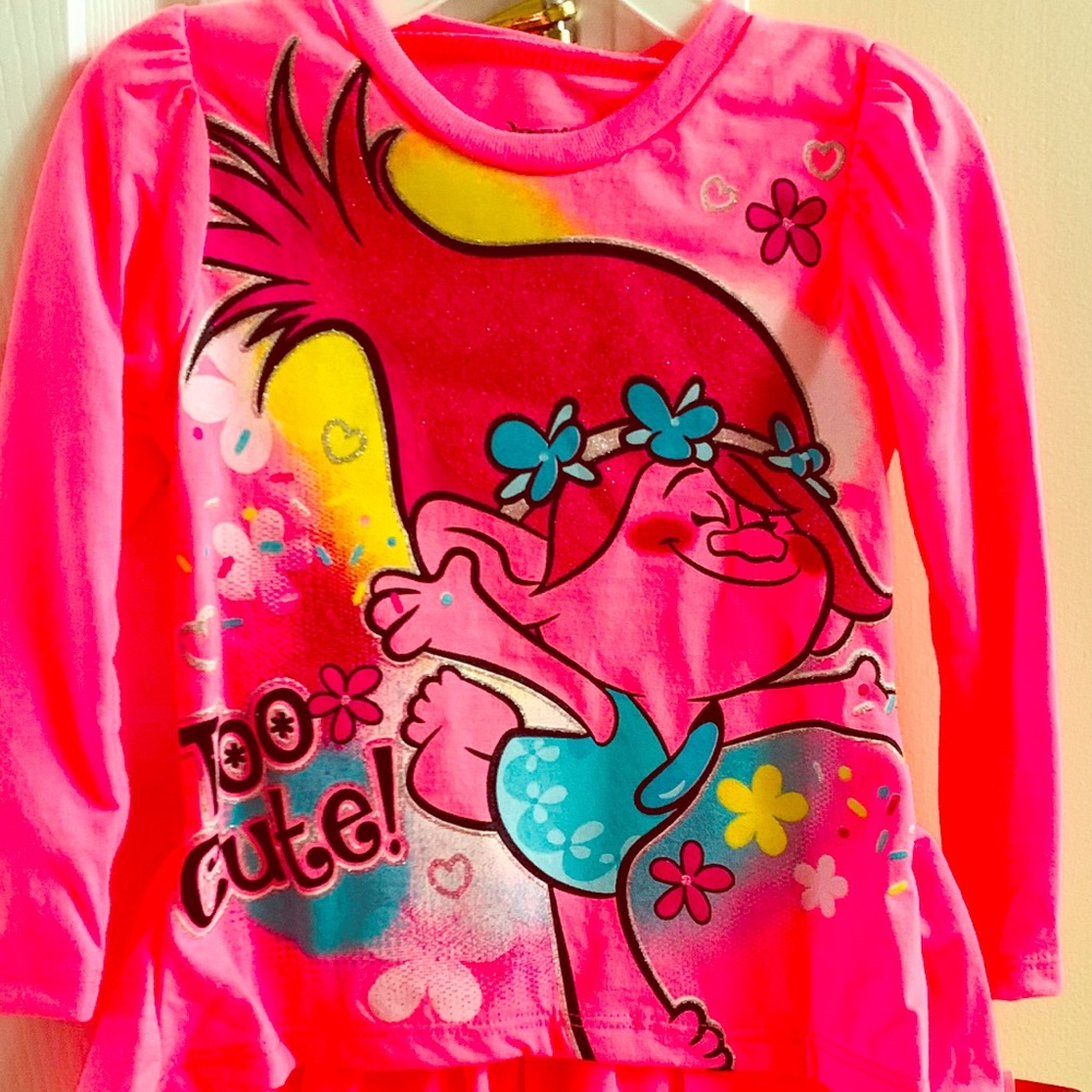 Too cute trolls top